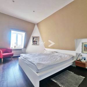 Opatija,stan u strogom centru, 100m od mora, parking