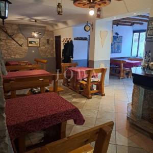 Opremljena Konoba sa terasom te stanom,BRTONIGLA