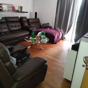 OTOK KRK, okolica Šila - Etaža kuće sa zajedničkim bazenom