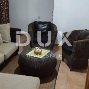 Otok Krk, Omišalj - Renovirana kamena kuća sa 4 etaže