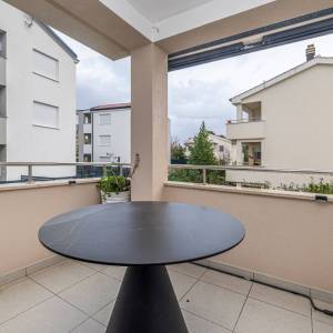 OTOK KRK, ŠILO - Apartman sa zajedničkim bazenom