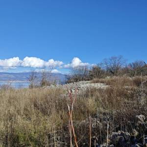 OTOK KRK,  VRBNIK - Građevinsko zemljište s panoramskim pogledom na more