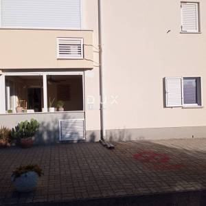 OTOK PAG, NOVALJA - šarmantan manji apartman