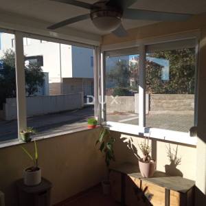 OTOK PAG, NOVALJA - šarmantan manji apartman
