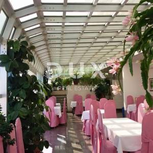 OTOK PAG, PAG - Prostrani hotel i 1271m2 terena 1. red do mora