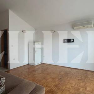 Otok Ugljan, Lukoran, apartman s vrtom, 150 m od mora