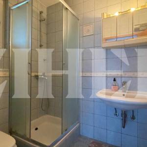 Otok Ugljan, Lukoran, apartman s vrtom, 150 m od mora