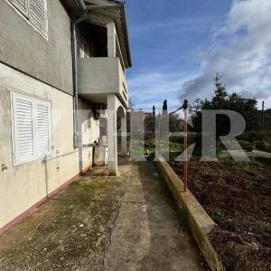 Otok Ugljan, Lukoran, kuća s okućnicom, 800 m od mora