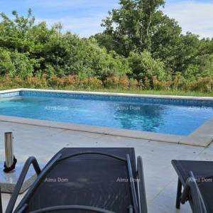 PAZIN, VILA S BAZENOM