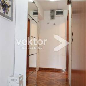 Pećine, 1-soban s dnevnim boravkom, 1. red do mora