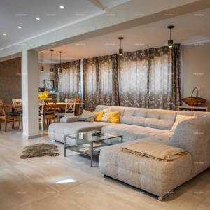 Penthouse. Medulin, blizina Medulinskih hotela.