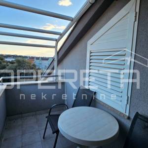 Petrčane – apartman 40 m² s pogledom na more, 200 m od mora