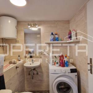 Petrčane, stan (118 m²) s privatnom okućnicom i ostakljenim paviljonom