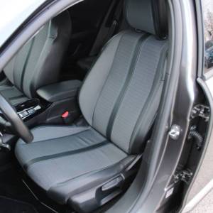 Peugeot 2008 1.2 Puretech AUTOMATIK Allure *LED, NAVIGACIJA, KAMERA*