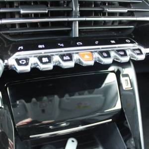 Peugeot 2008 1.2 Puretech AUTOMATIK Allure *LED, NAVIGACIJA, KAMERA*