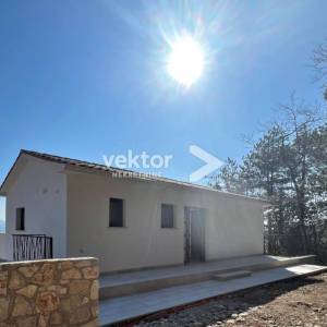 Plomin, okolica, adaptirana kuća s pogledom na more