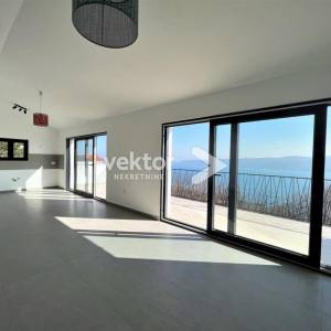 Plomin, okolica, adaptirana kuća s pogledom na more