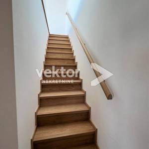 Plomin, okolica, adaptirana kuća s pogledom na more