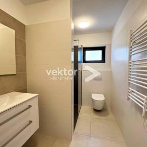 Plomin, okolica, adaptirana kuća s pogledom na more