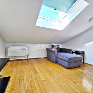 Pobri, 2-soban s dnevnim boravkom, lođa s pogledom na more