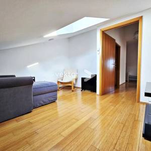 Pobri, 2-soban s dnevnim boravkom, lođa s pogledom na more