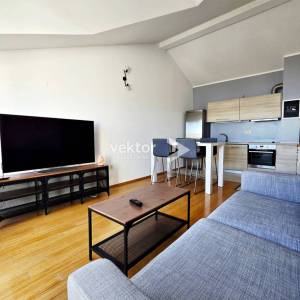 Pobri, 2-soban s dnevnim boravkom, lođa s pogledom na more