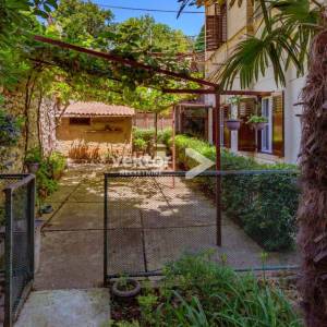 Podmurvice, 3-soban stan s okućnicom