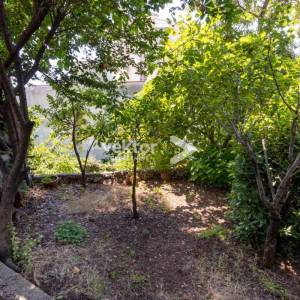 Podmurvice, 3-soban stan s okućnicom