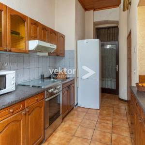 Podmurvice, 3-soban stan s okućnicom