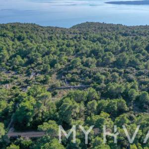 Poljoprivredno zemljište u blizini Humca