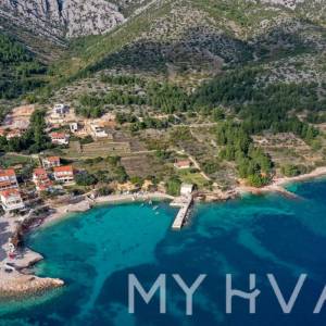 Poljoprivredno zemljište na rubu građevinske zone – Zavala