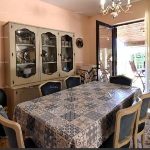 Poreč,  Apartmanska kuća 330m²  s bazenom