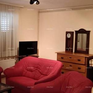 Poreč,  Apartmanska kuća 330m²  s bazenom