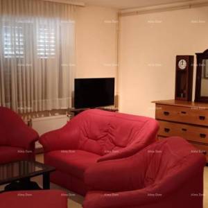 Poreč,  Apartmanska kuća 330m²  s bazenom