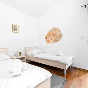 POREČ, FUNTANA - Mediteranski dom s rustikalnim detaljima, 238m2