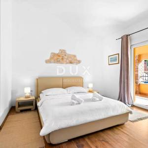 POREČ, FUNTANA - Mediteranski dom s rustikalnim detaljima, 238m2