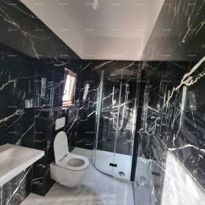 Poreč – obiteljska kuća s dvije stambene jedinice