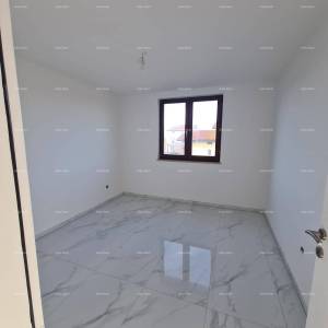 Poreč – obiteljska kuća s dvije stambene jedinice