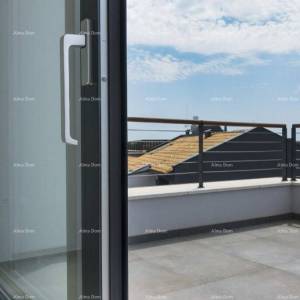 Poreč, stambeno poslovni objekt sa apartmanima i podzemnim garažama