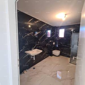 Poreč – stan na katu s vrtom