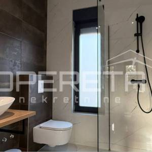 
Poreč okolica – građevinsko zemljište s projektom i infrastrukturom
