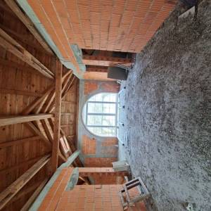 POSL. PRILIKA: POSLOVNA ZGRADA UGOSTITELJSKE NAMJENE-RESTORAN U TUŠILOVIĆU + sobe za iznajmljivanje