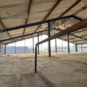 Poslovno-skladišna zgrada, površine 962m2, PRILIKA!