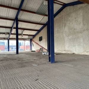 Poslovno-skladišna zgrada, površine 962m2, PRILIKA!