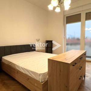 Potok, adaptiran četverosoban stan s garažom