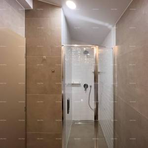 Potpuno nov bed and breakfast u centru Pule!