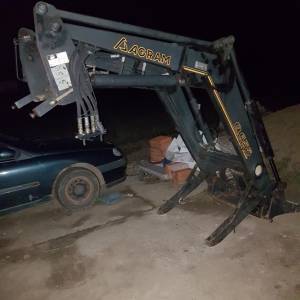 PREDNJI UTOVARIVAC CASE,NEW HOLLAND AGRAM Q655