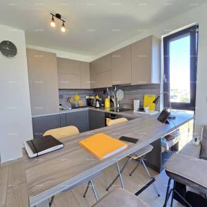 Prekrasan stan u Medulinu, 1000 m od mora - idealan za život na obali!