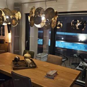 Prekrasna kuća s bazenom i vrtom blizu Labina