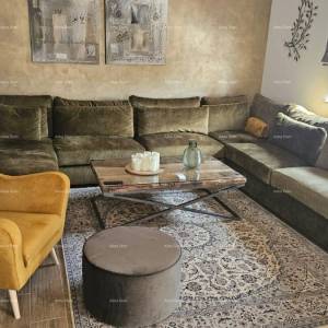 Prekrasna kuća s bazenom i vrtom blizu Labina